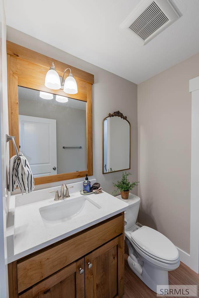 2393 Caddis Way Property Photo 10