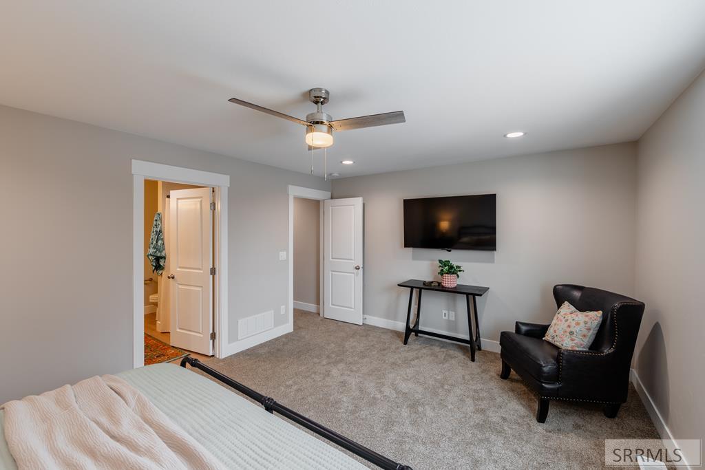 2393 Caddis Way Property Photo 13