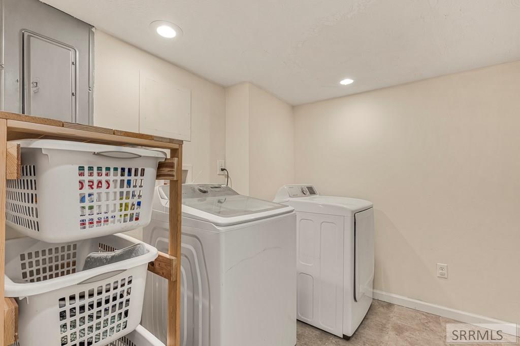 644 Lomax Street Property Photo 32