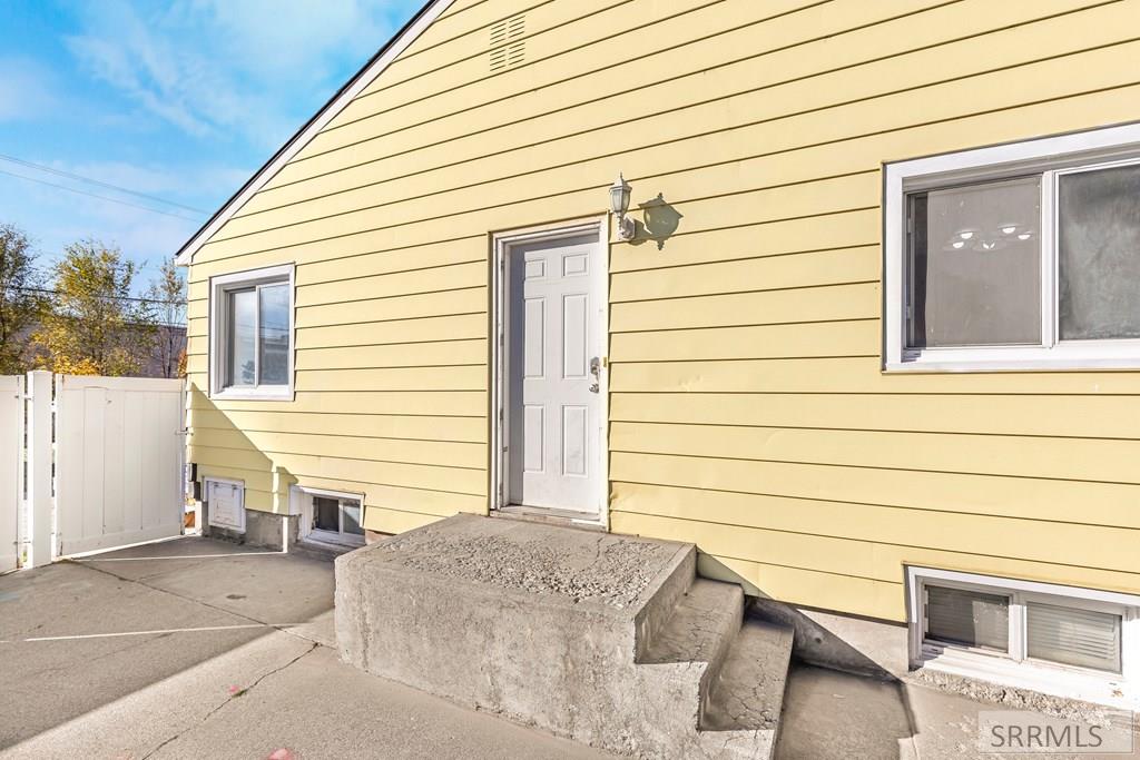 644 Lomax Street Property Photo 38