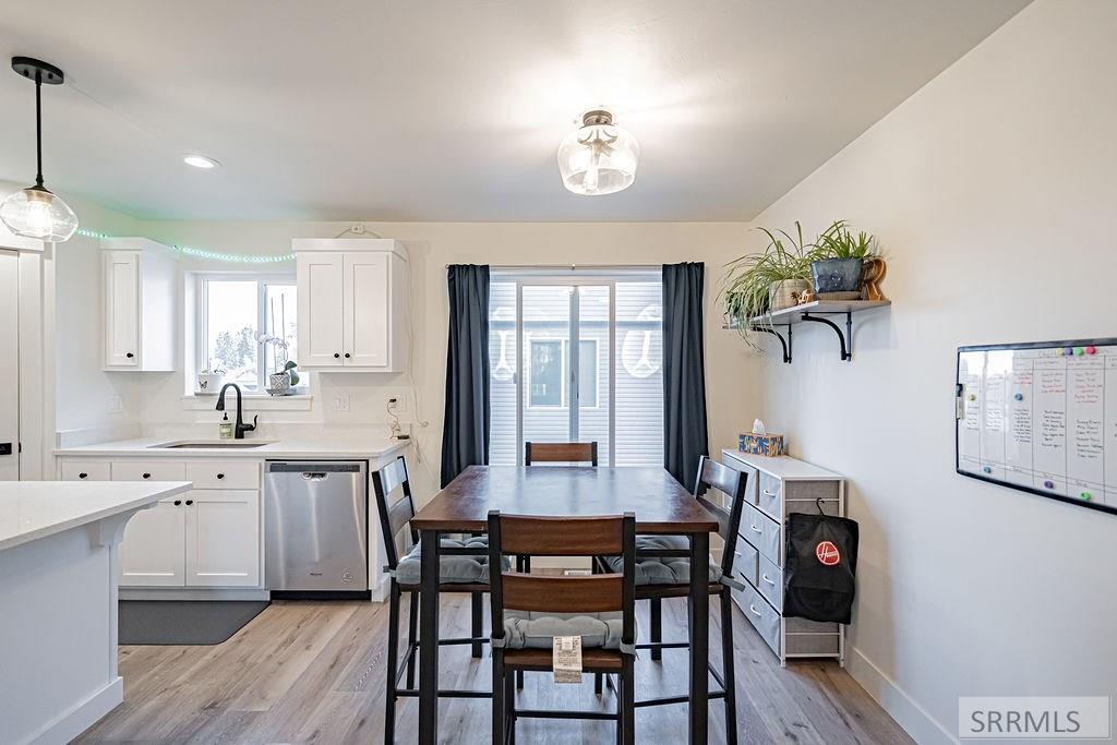 676 E Court Street # 105 Property Photo 8