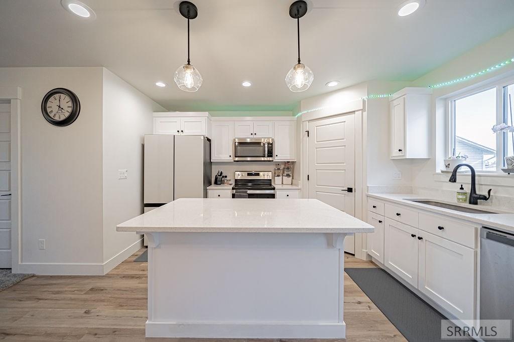 676 E Court Street # 105 Property Photo 9