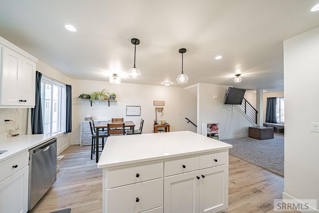 676 E Court Street # 105 Property Photo 13