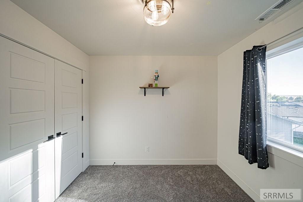 676 E Court Street # 105 Property Photo 20