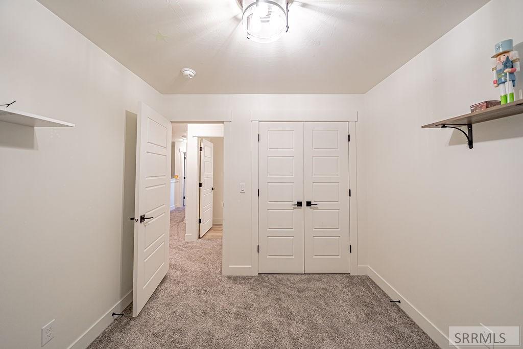 676 E Court Street # 105 Property Photo 21