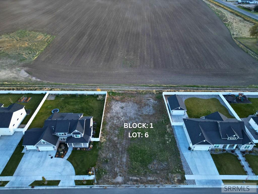 1610 Sandpiper Way Property Photo 4