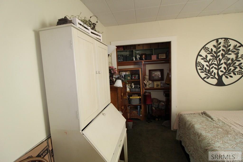 419 W Grand Avenue Property Photo 9