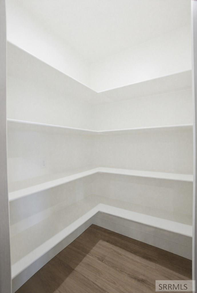 4987 N Beach Dr Property Photo 16