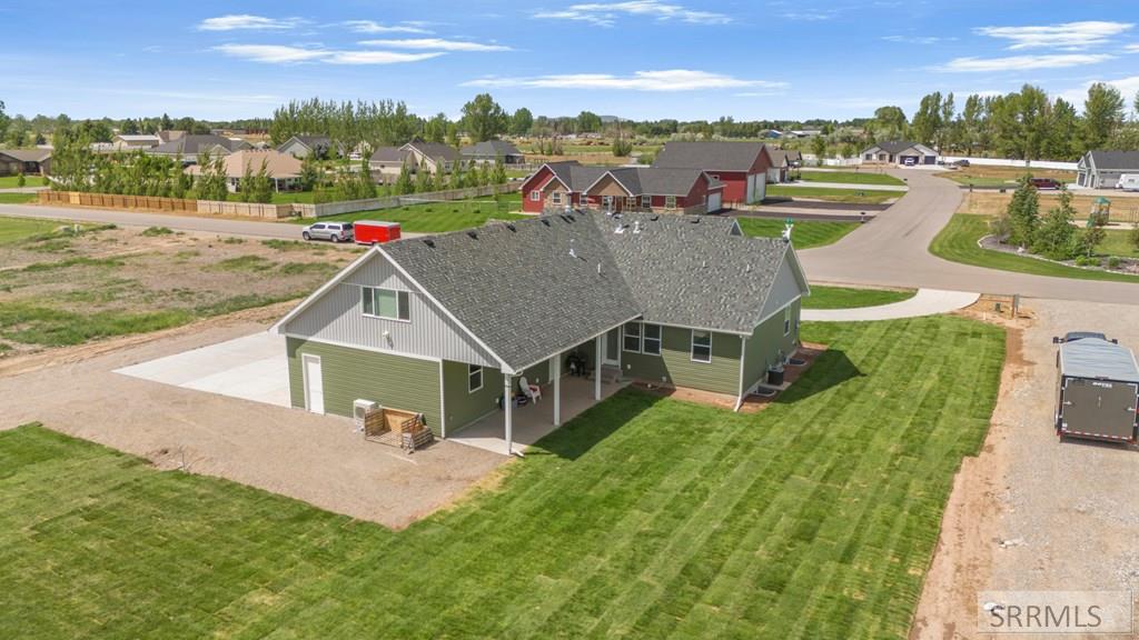 4148 E 82 N Property Photo 14