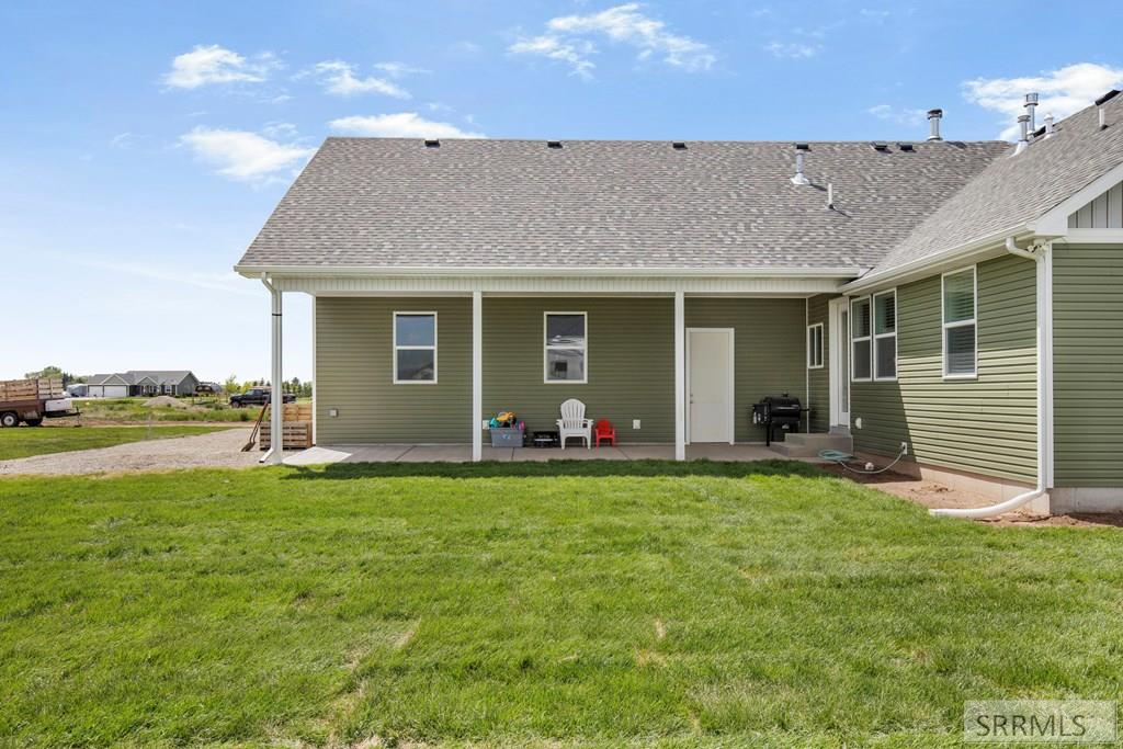 4148 E 82 N Property Photo 17