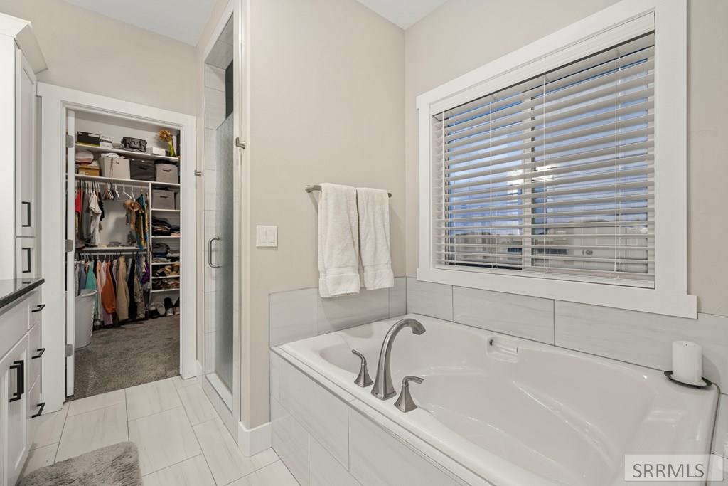 4148 E 82 N Property Photo 28
