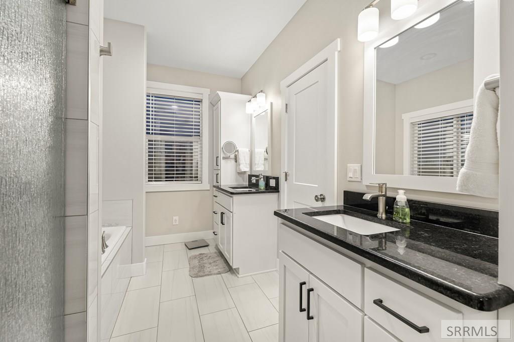 4148 E 82 N Property Photo 32