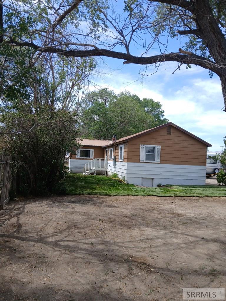 683 W Decoria Avenue Property Photo 3