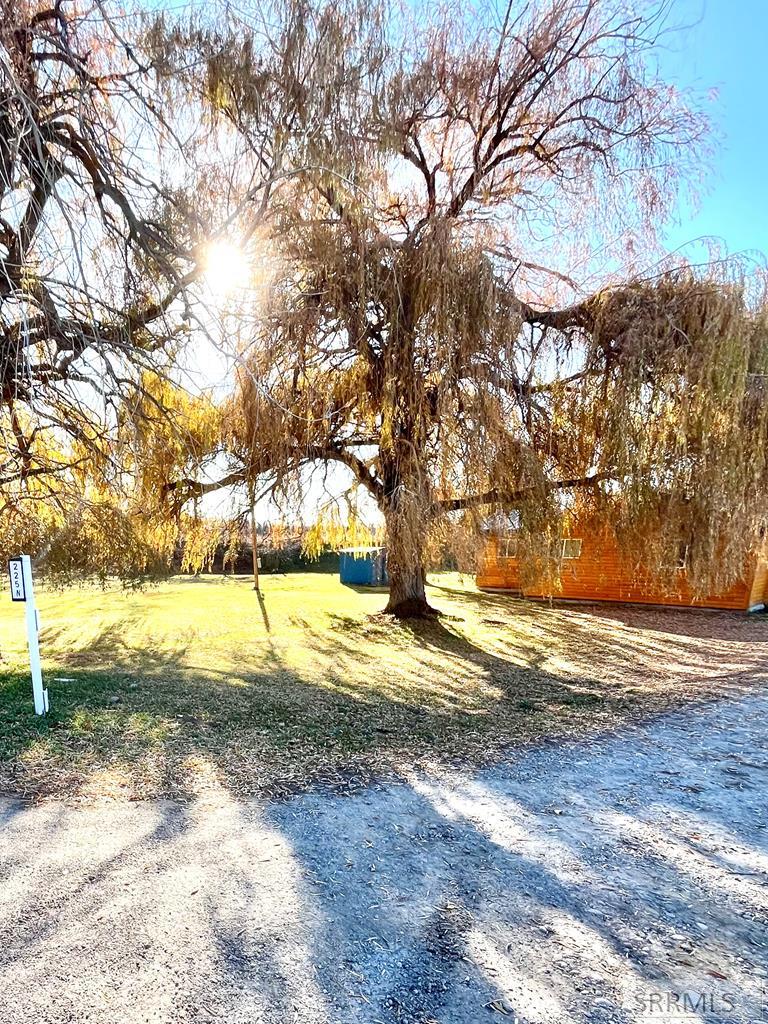 225 N 4700 E Property Photo 3