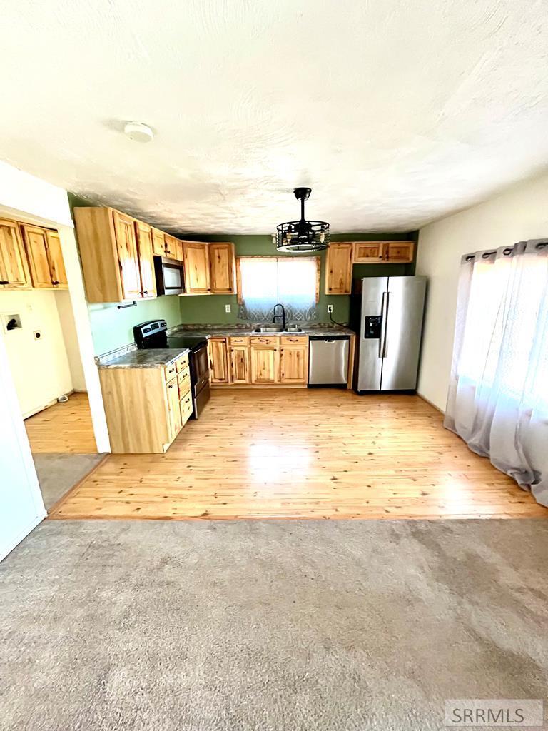 225 N 4700 E Property Photo 9