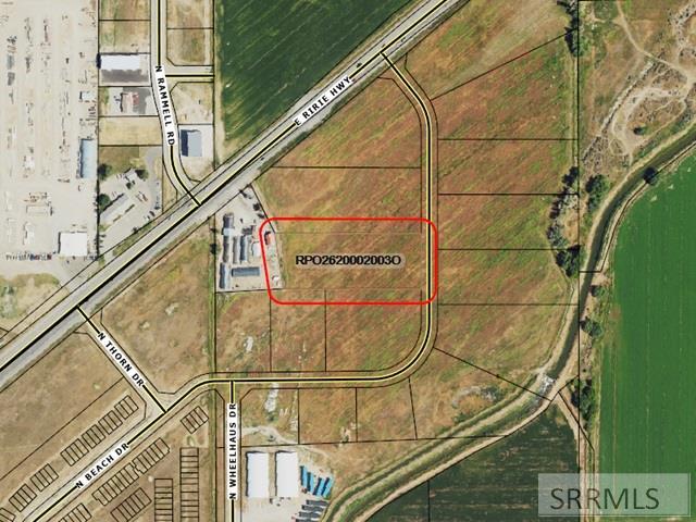5321 N Beach Drive Property Photo 1