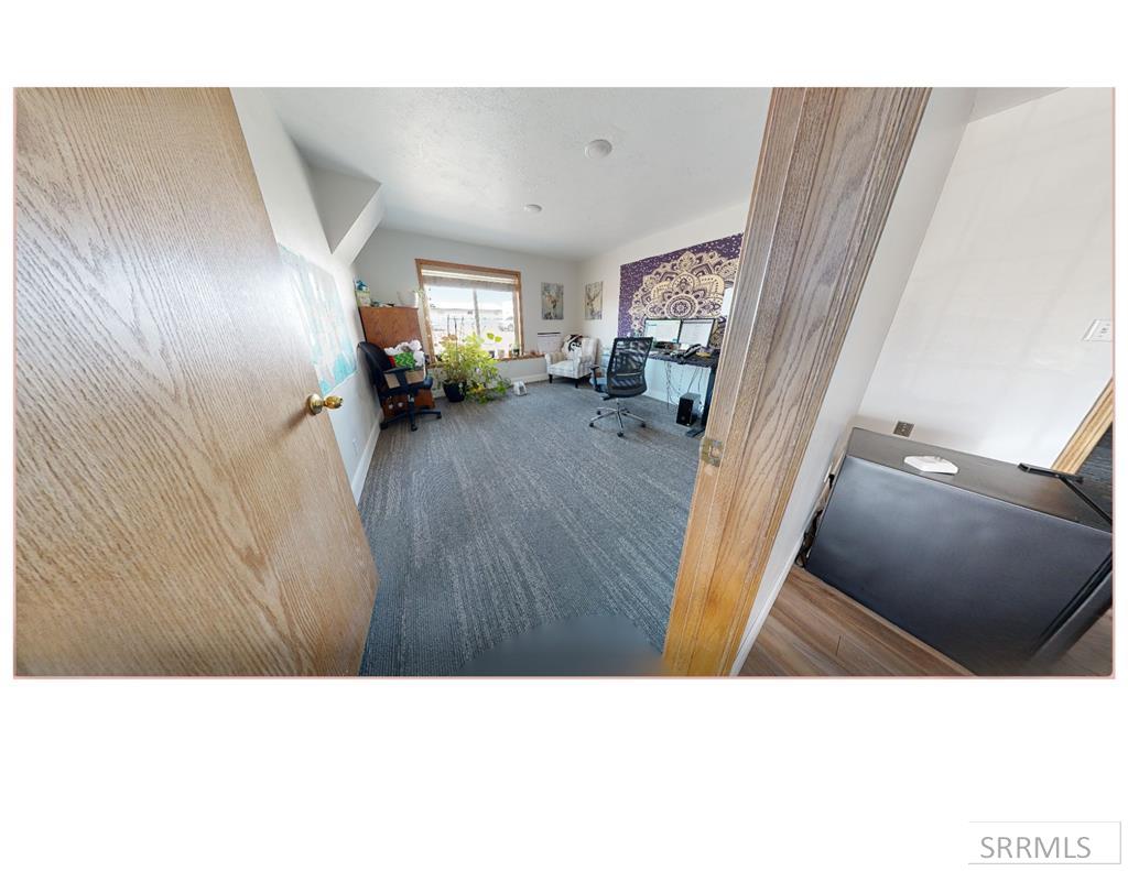 1463 Commerce Way Property Photo 17