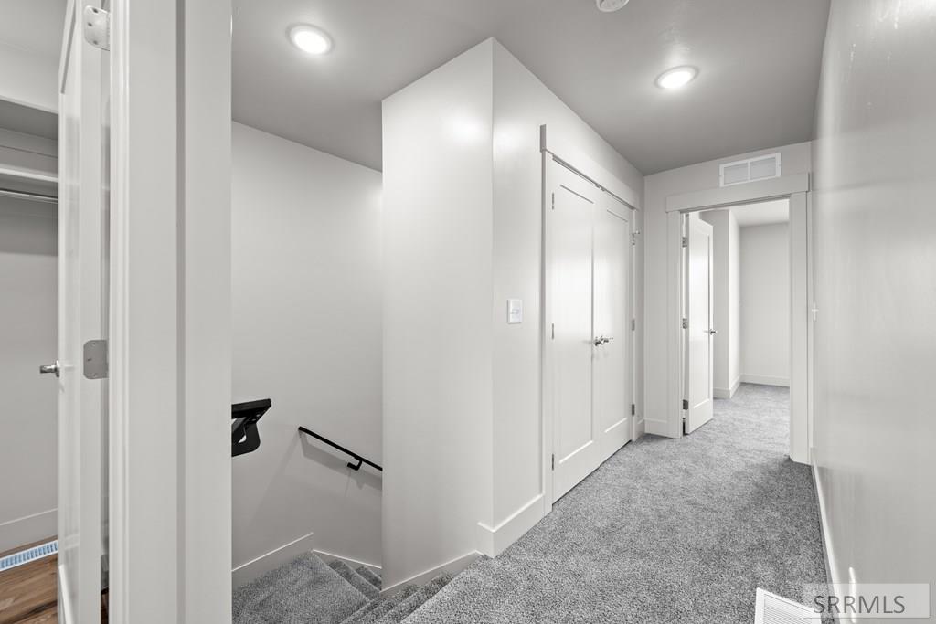 2764 Derrald Loop Property Photo 10