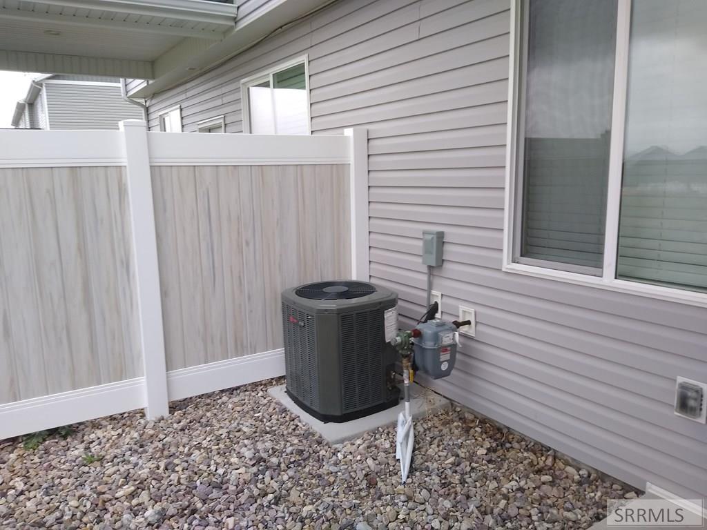 55 Cedar Lane Property Photo 30