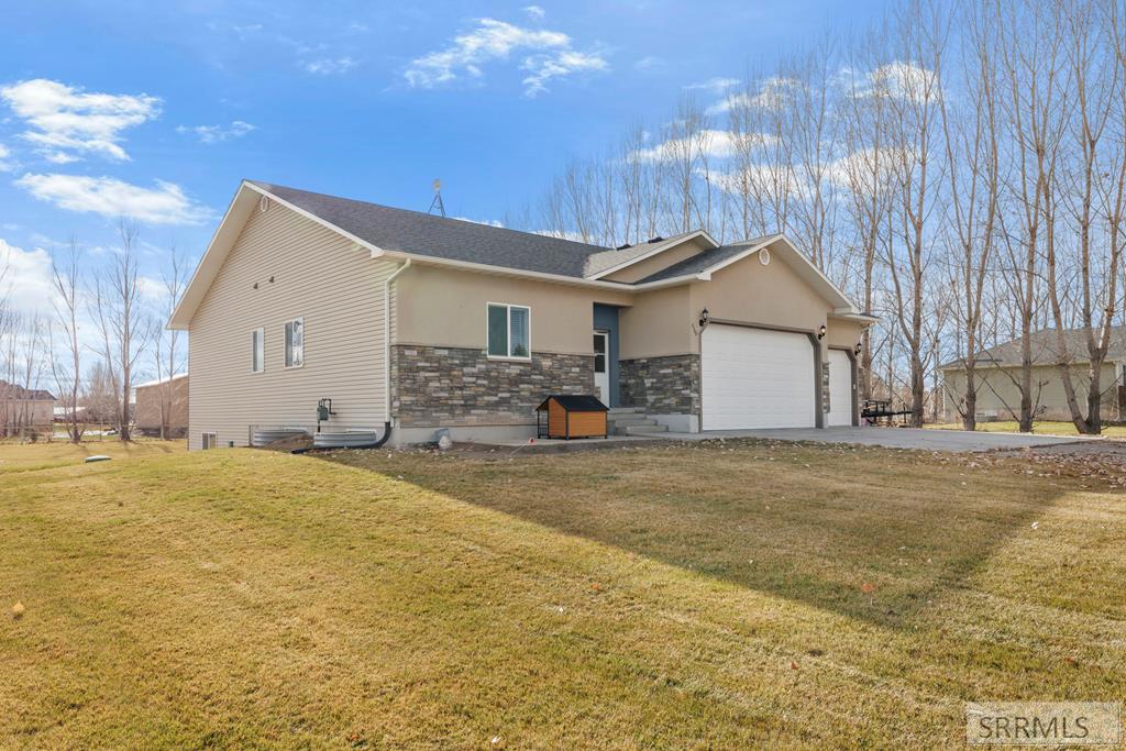 3708 E 337 N Property Photo 1