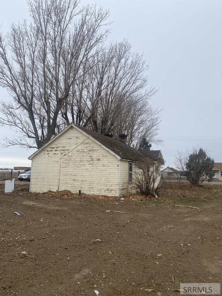 7595 55 W Property Photo 2