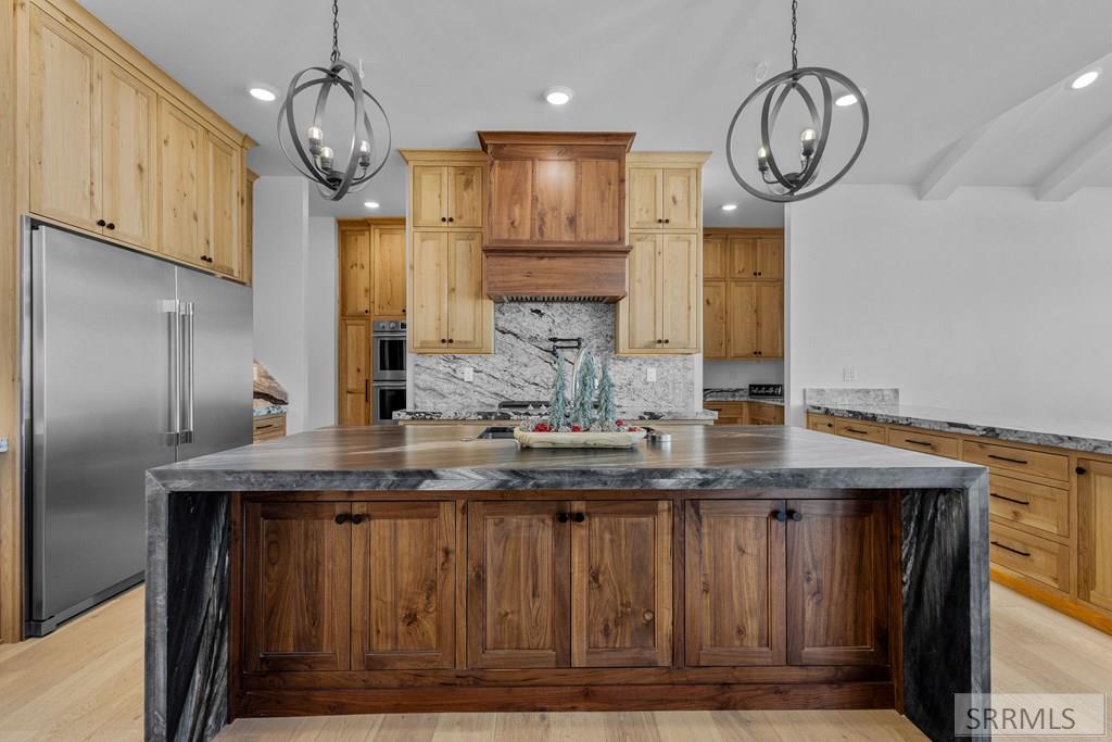 1274 E 1090 N Property Photo 17