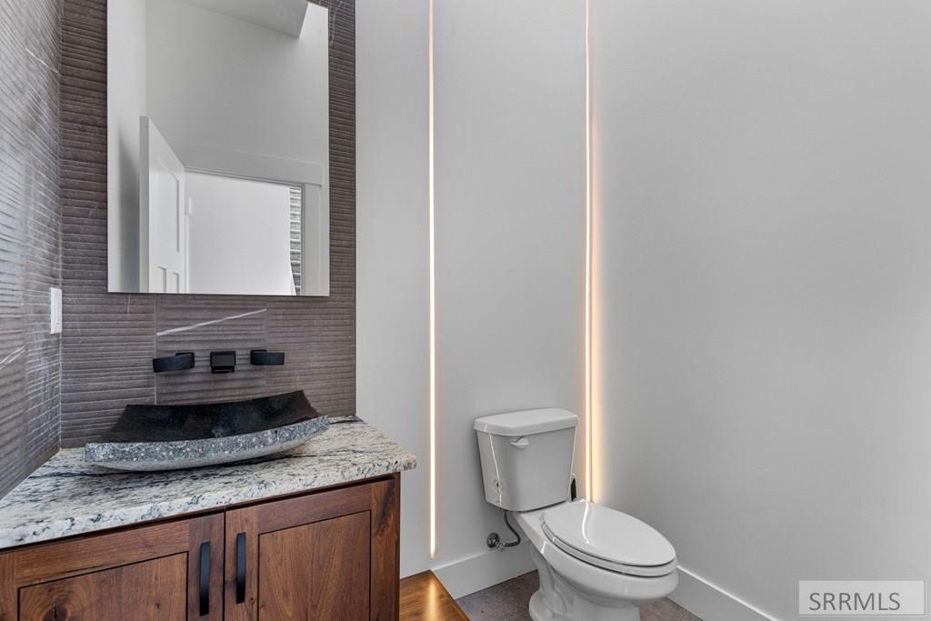 1274 E 1090 N Property Photo 22