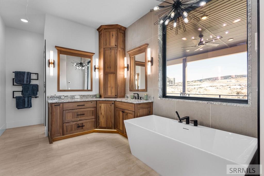 1274 E 1090 N Property Photo 27