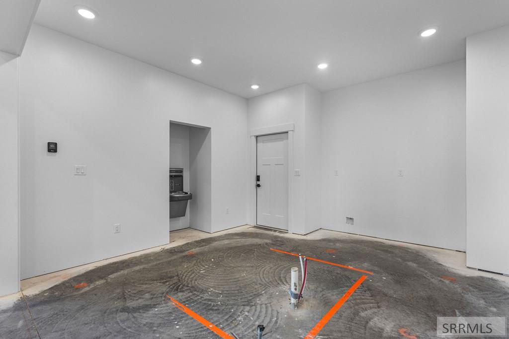 1274 E 1090 N Property Photo 45