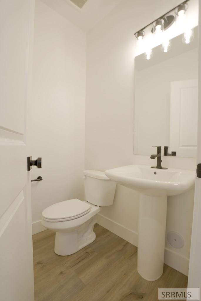 2927 N Grant Avenue Property Photo 8