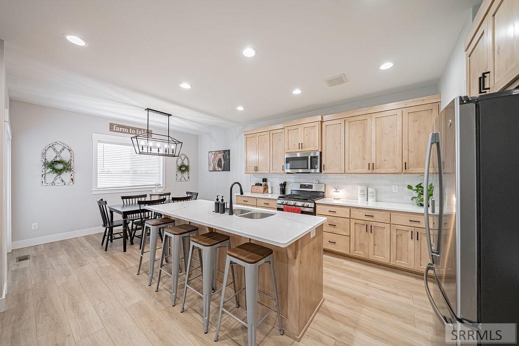 1596 N 845 E Property Photo 14