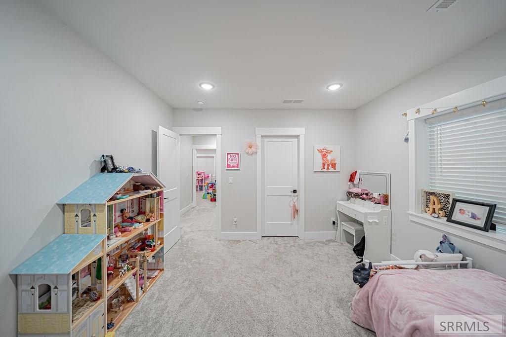 1596 N 845 E Property Photo 34