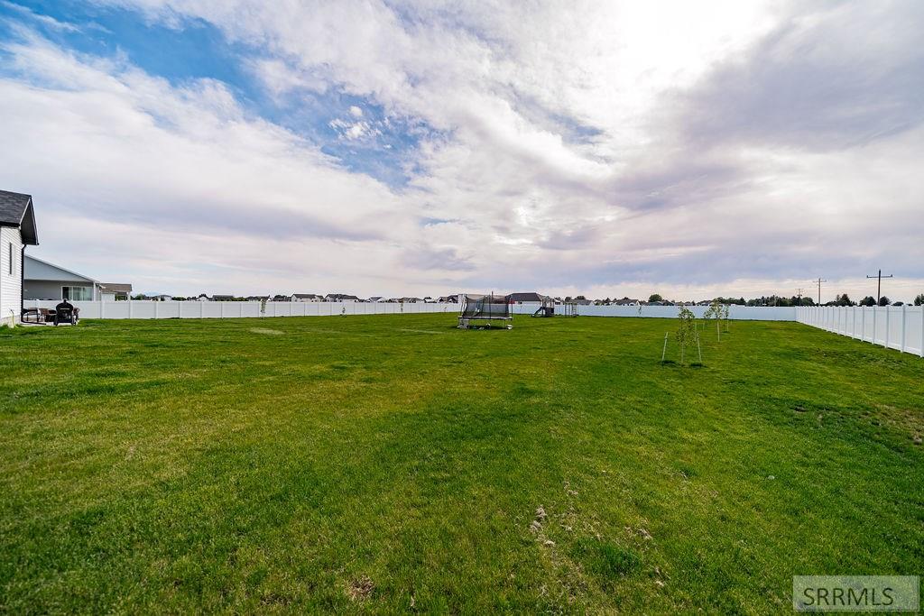 1596 N 845 E Property Photo 39