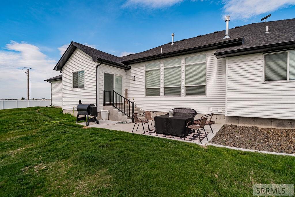 1596 N 845 E Property Photo 42