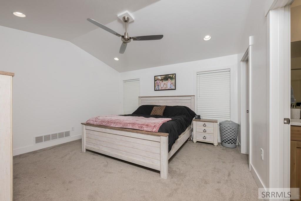 4209 N Catalina Avenue Property Photo 6