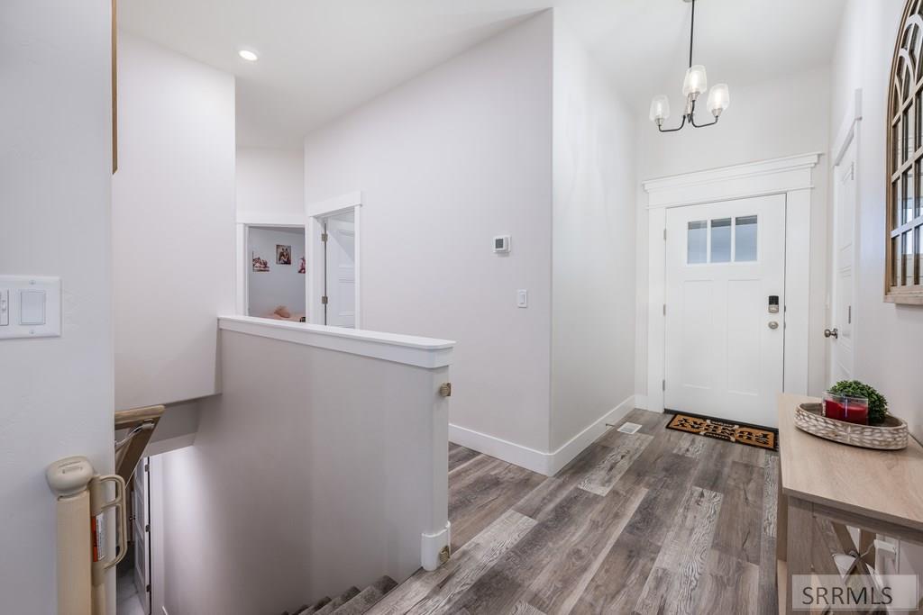 4209 N Catalina Avenue Property Photo 10