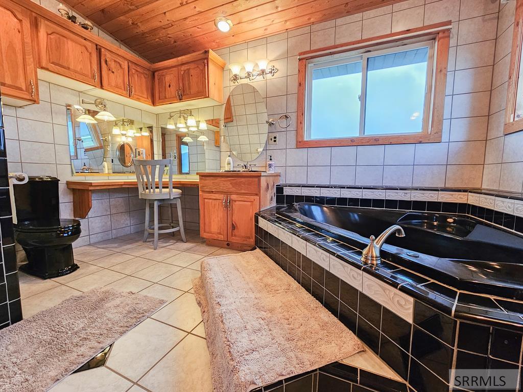 3258 N 3350 W Property Photo 24
