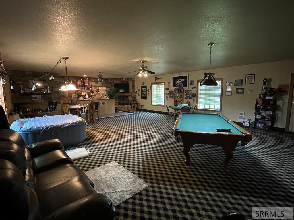 22 E Rich Lane Property Photo 20