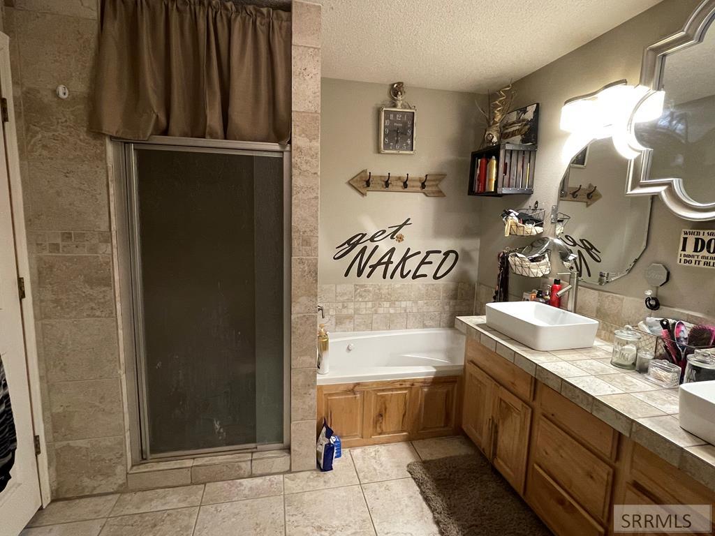 22 E Rich Lane Property Photo 26