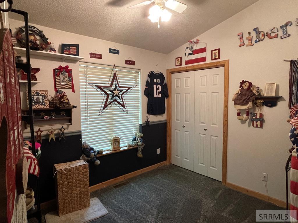 22 E Rich Lane Property Photo 29