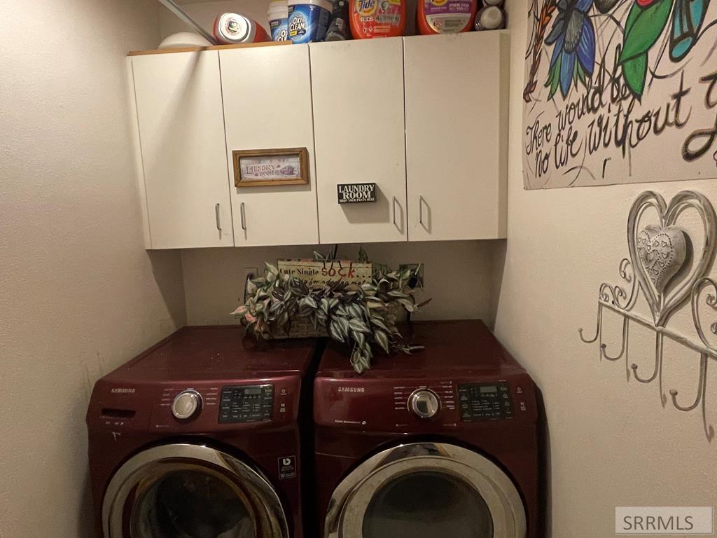 22 E Rich Lane Property Photo 30