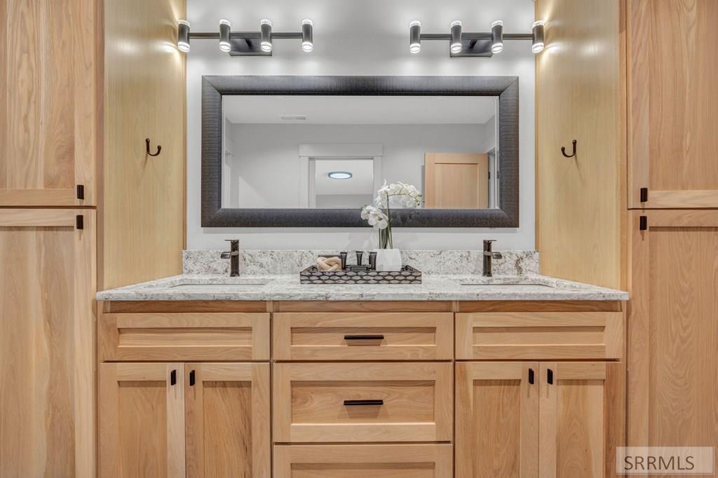 3431 Kestrel Property Photo 42