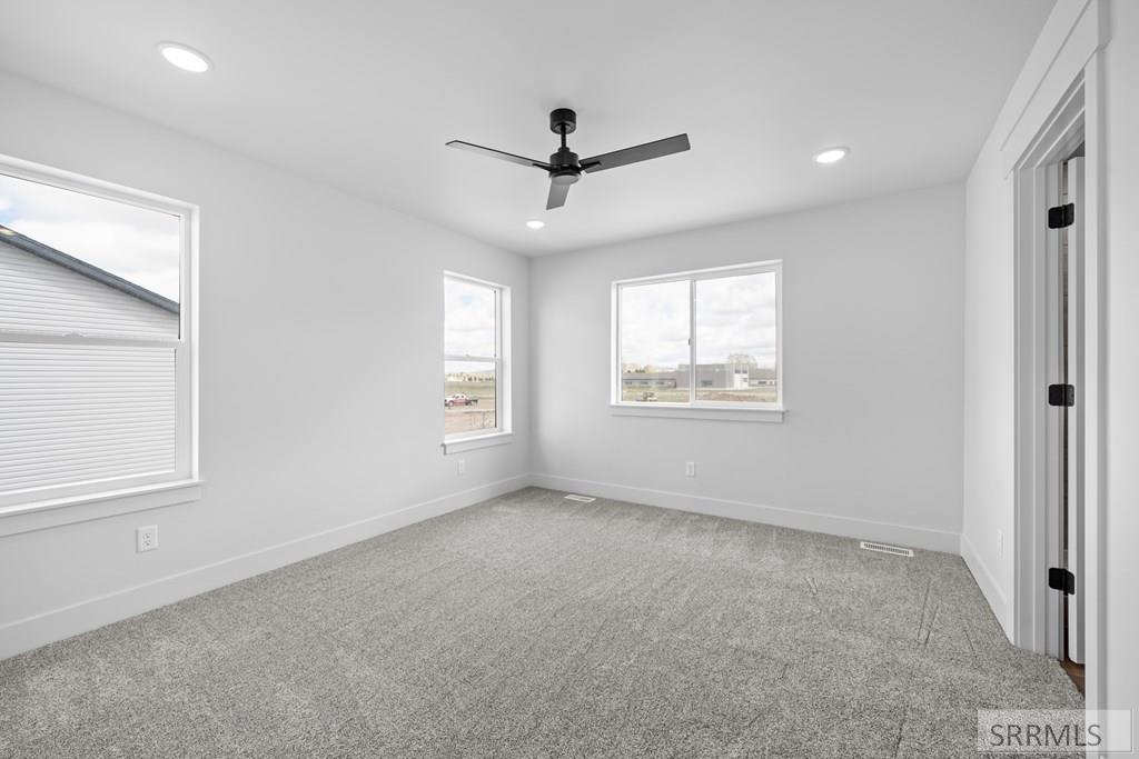 745 Curlew Drive Property Photo 37