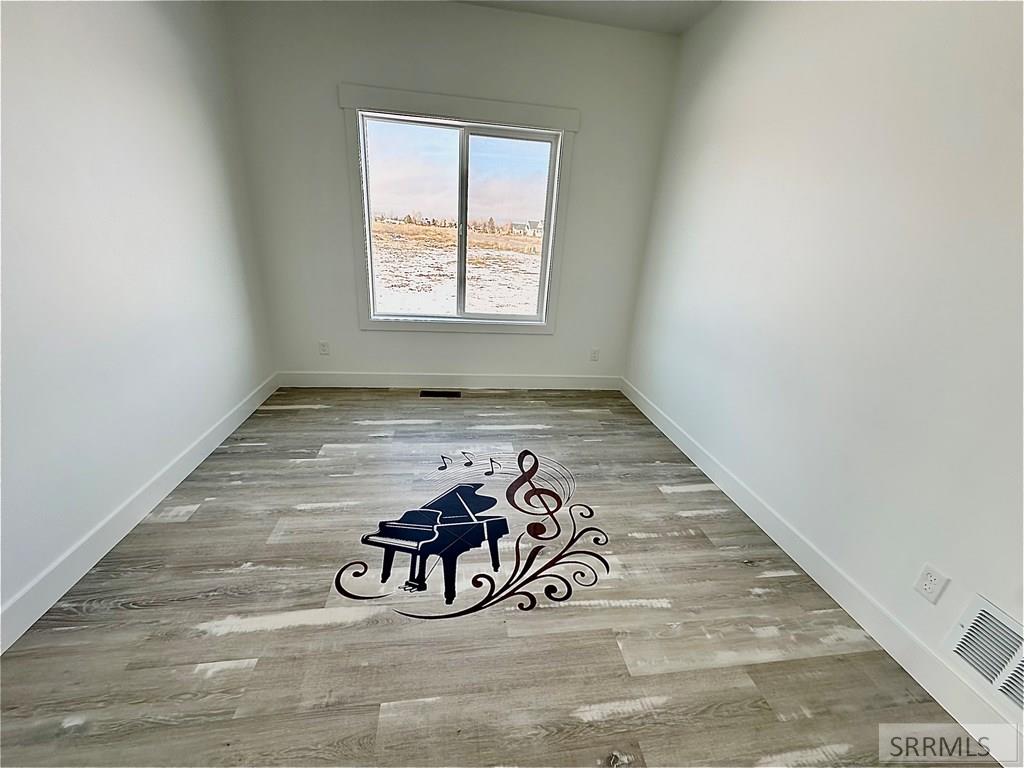 4038 E 545 N Property Photo 4
