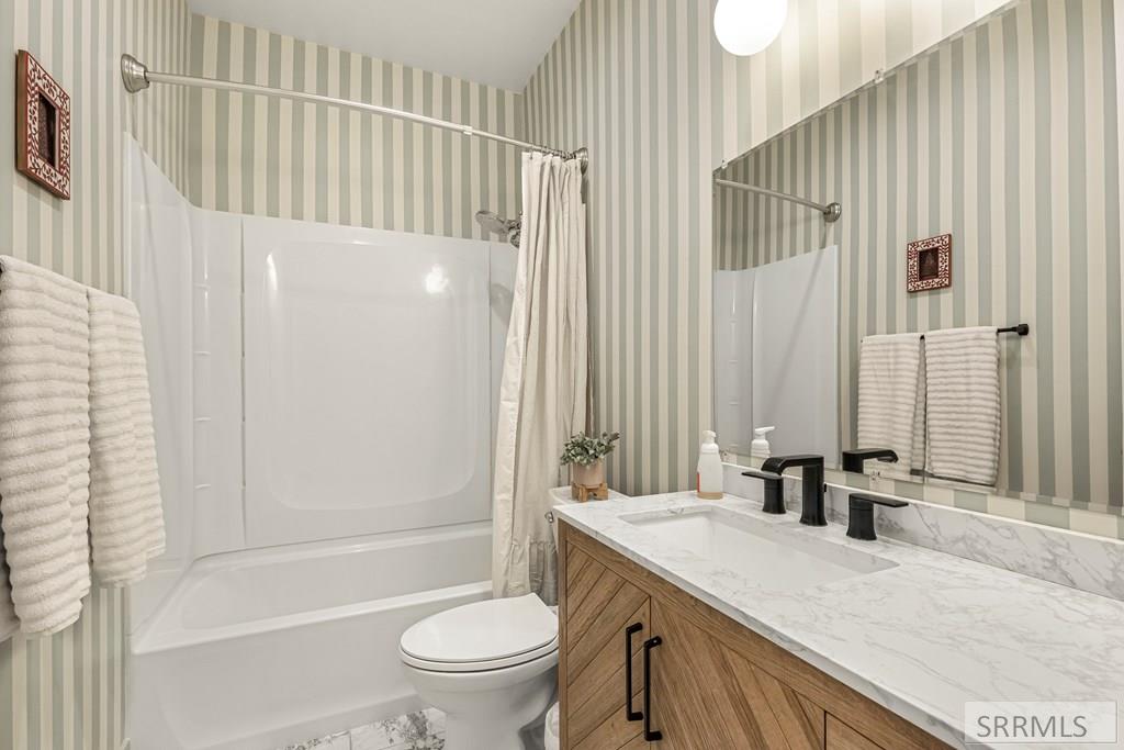 1423 N 950 E Property Photo 10