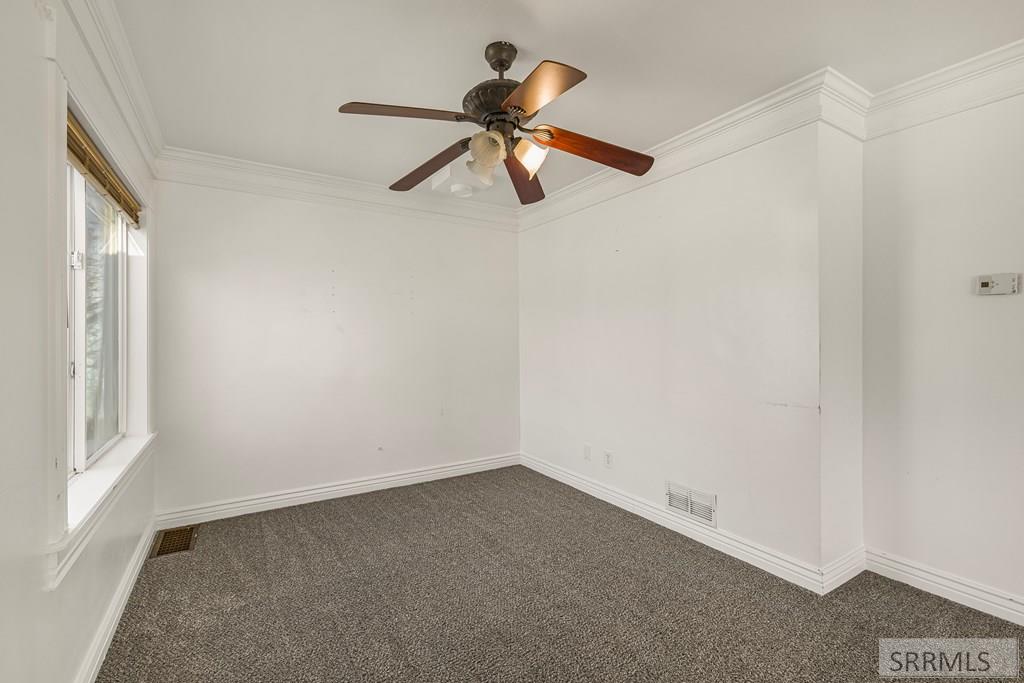 166 Washington Avenue Property Photo 4