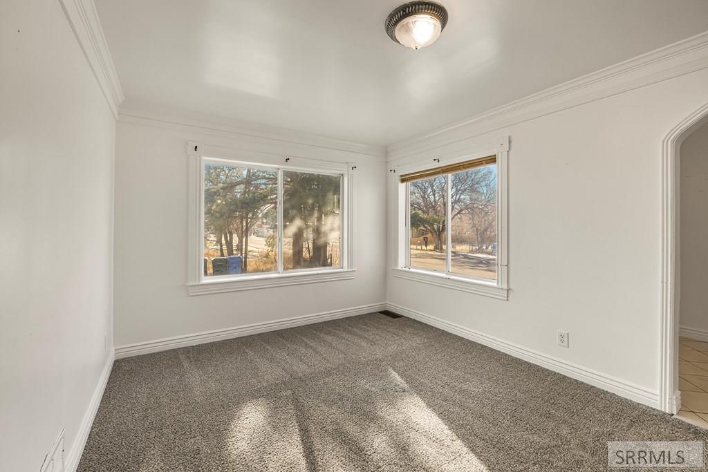 166 Washington Avenue Property Photo 5