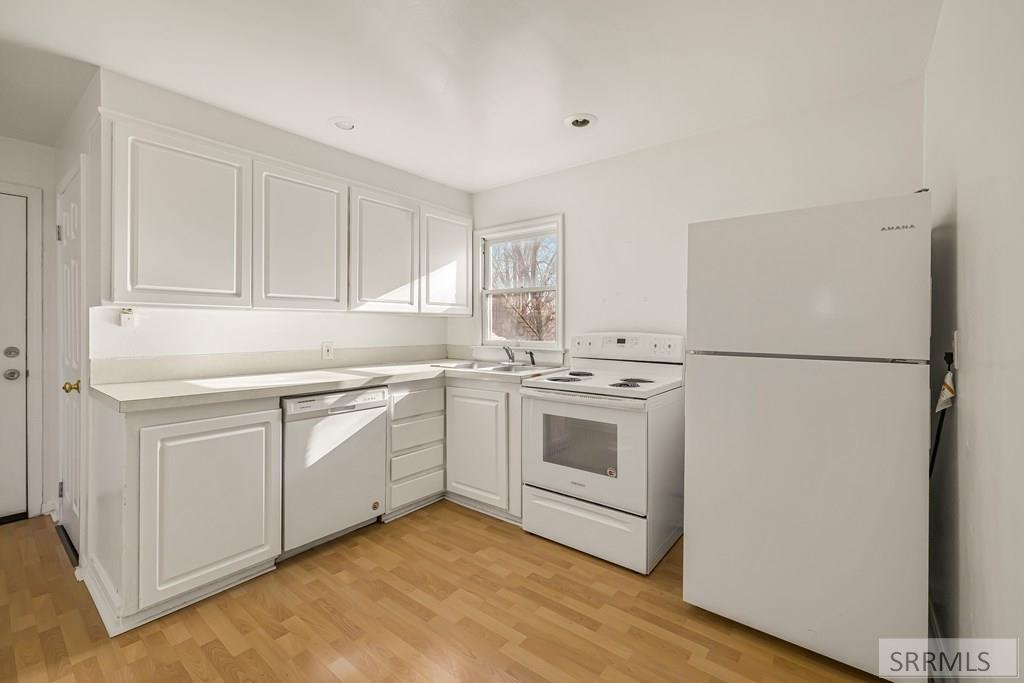 166 Washington Avenue Property Photo 7