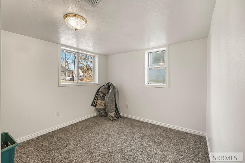 166 Washington Avenue Property Photo 14