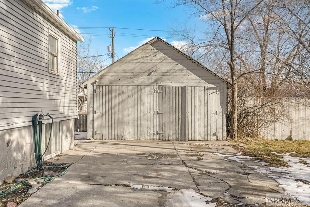 166 Washington Avenue Property Photo 17